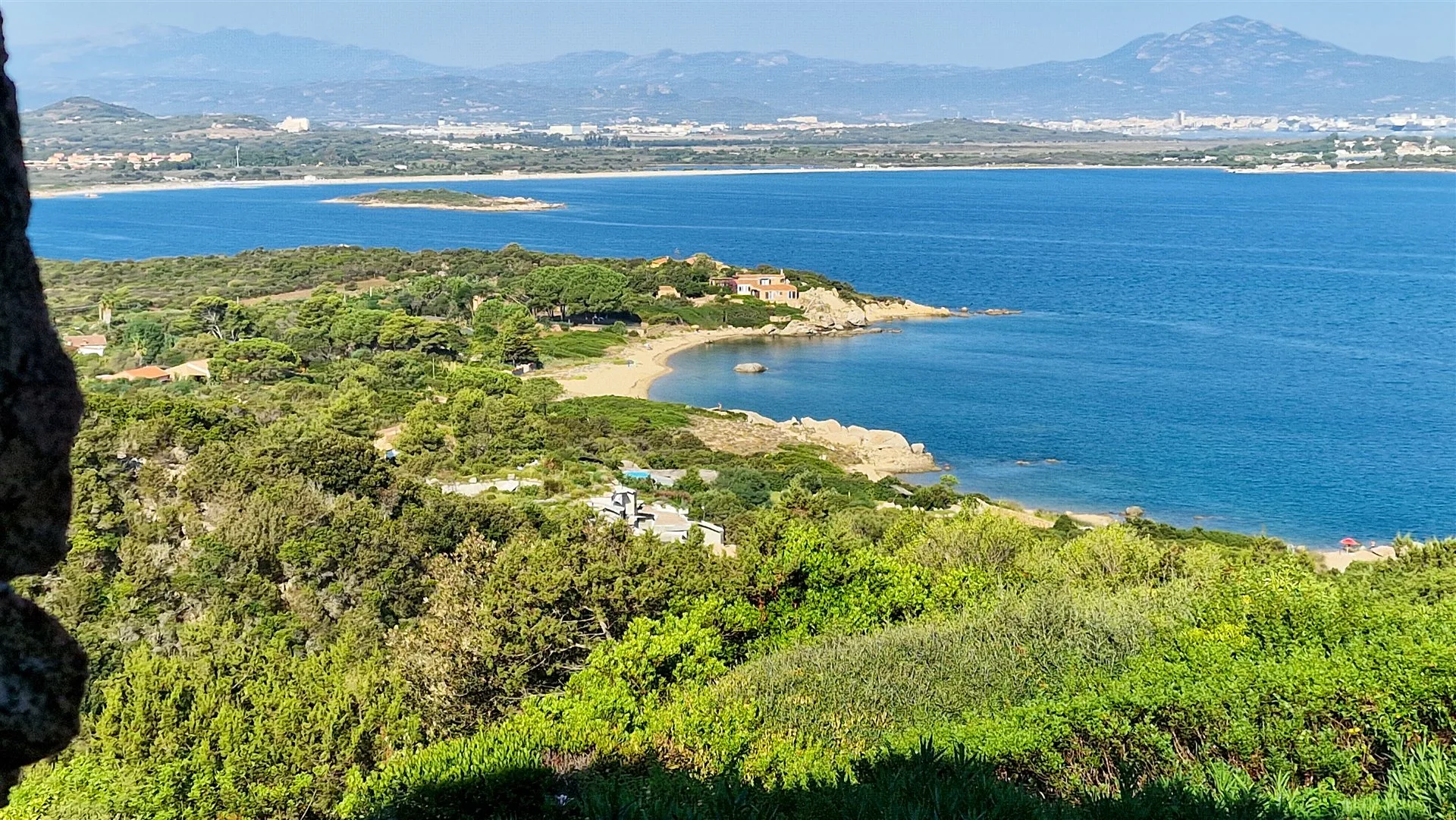 Costa e mare a Li Cuncheddi